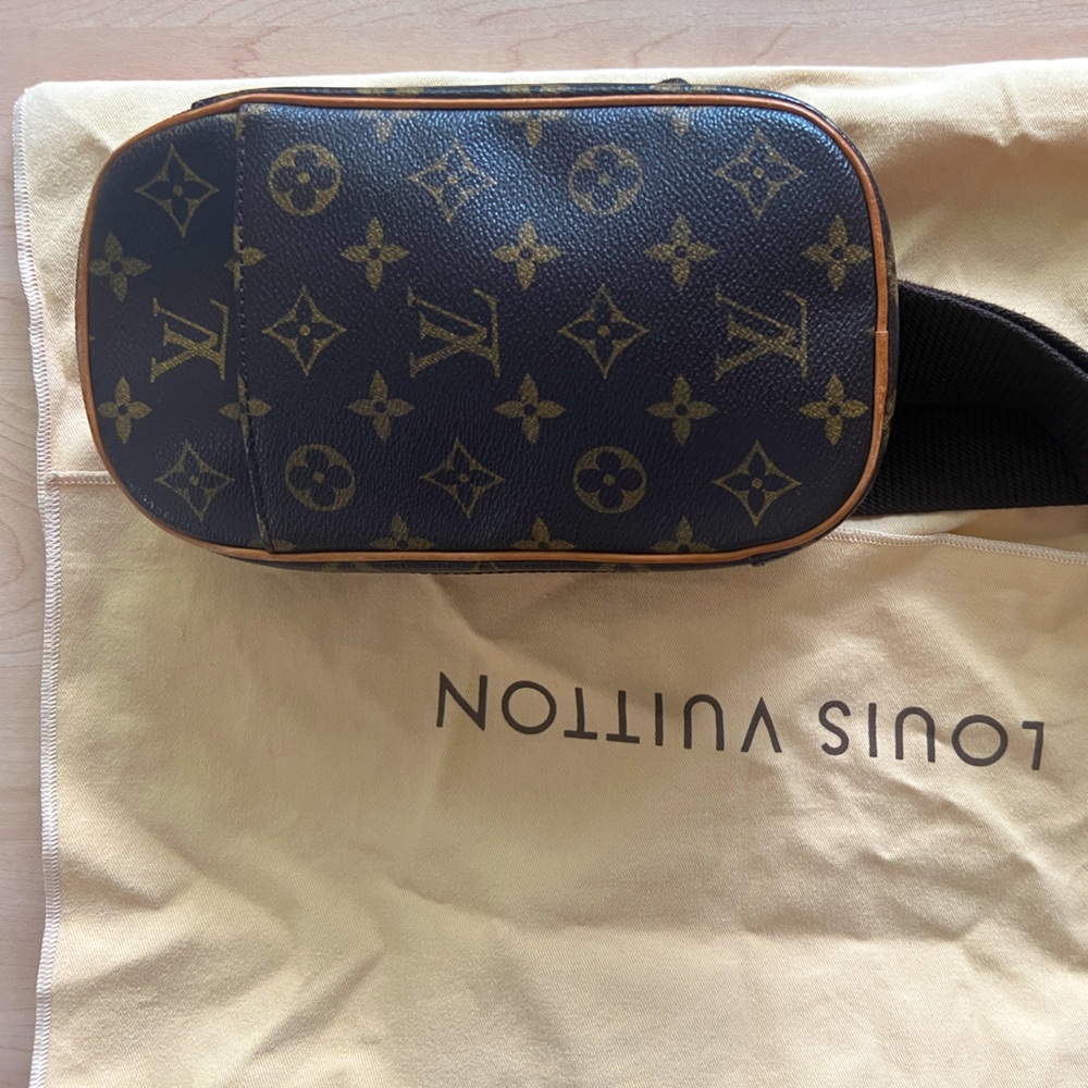 LV Monogram Pochette Gange